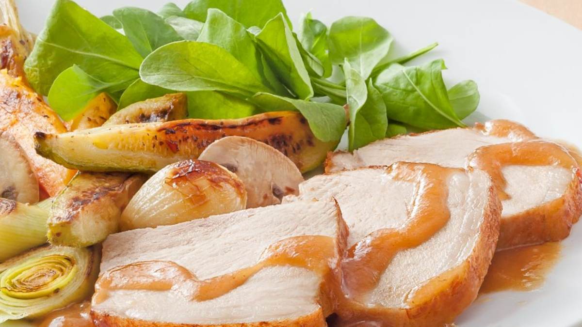 Bem Estar - Frango com salada não é sempre a opção mais saudável do cardápio