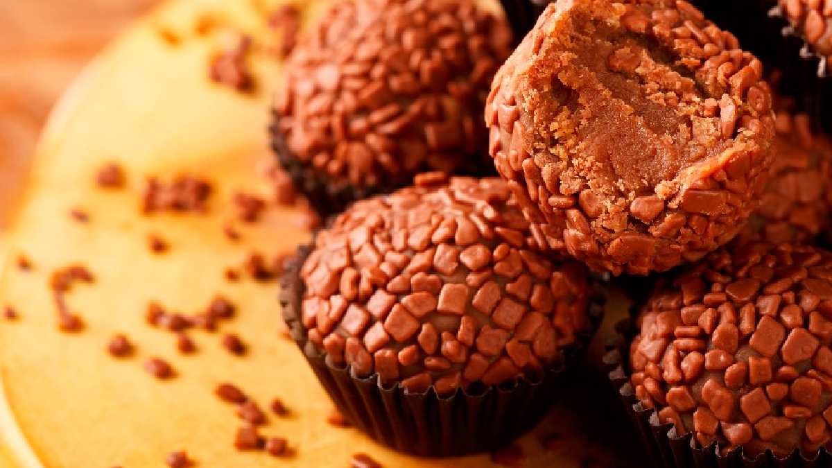 Brigadeiro Gourmet de Chocolate e Leite Condensado: Faça e Venda