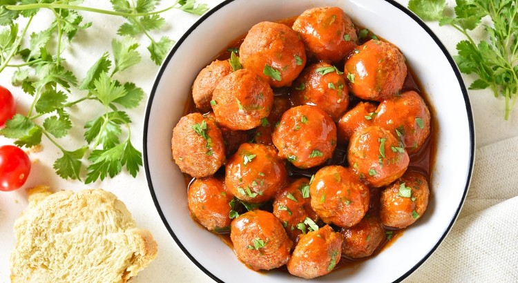 Almôndega Assada com Chutney de Manga