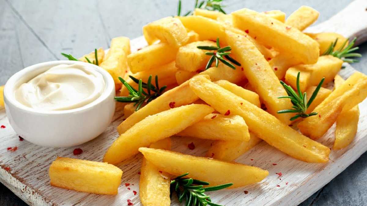 Receita de Batata Frita Crocante E Sequinha Com Várias Formas de Fazer