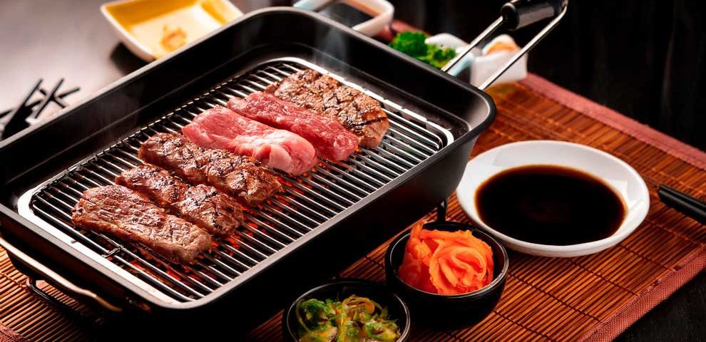 Yakiniku: Descubra o Churrasco Tradicional Japonês