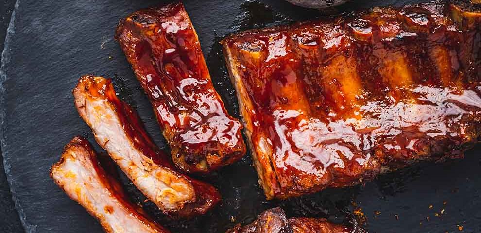 Receita de costela barbecue: 5 ideias gourmets para provar